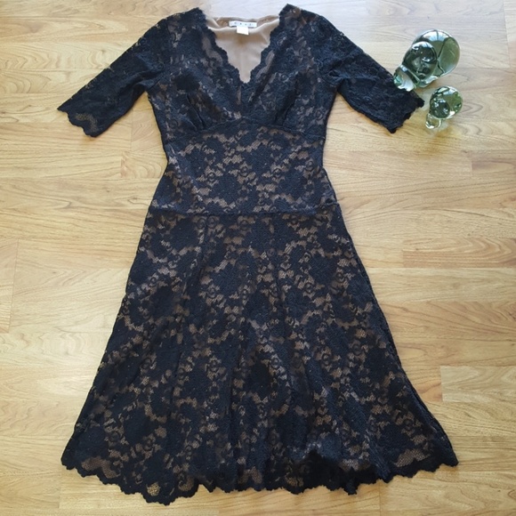 CAbi Dresses & Skirts - NWOT CAbi Black Lace Evening Dress Size M